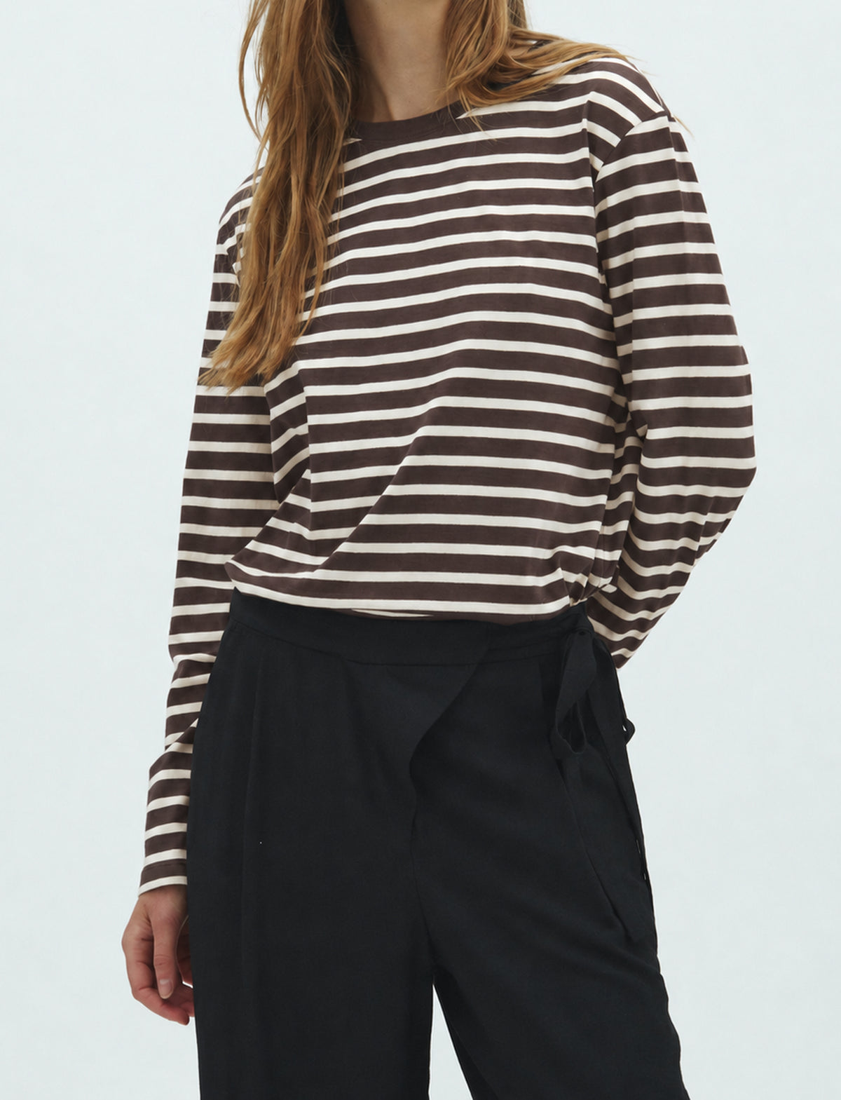 Suvi-M_Java Sugar Stripe_Model_